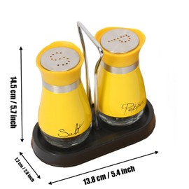 GJIE Pack of 2 Salt and Pepper Pots Salt and Pepper Shaker Salt and Pepper Set Salt Shaker Salt Pot Kitchen Accessories (Yellow)
