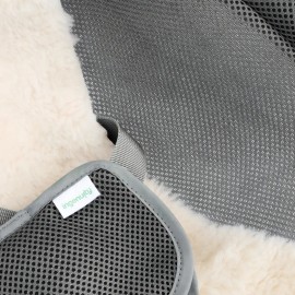 Asiento mecedora 2 en 1 Every Season de Ingenuity barra de juguetes desmontable hecha de madera sustentable 2 juguetes música vibración