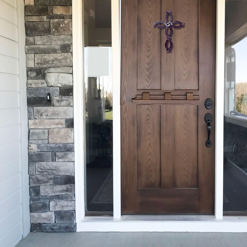 BestGiftEver Rustic Wall Cross with Horseshoe Western Design - Spiritual