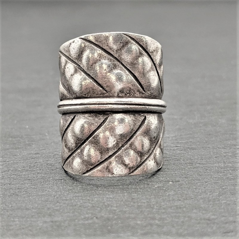 81stgeneration Women .999 Pure Silver Karen Hill Tribe Leaf Textured