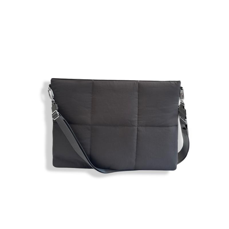 Iris Large Electronics Bag Protective Laptop Case Carrier (#24250) By