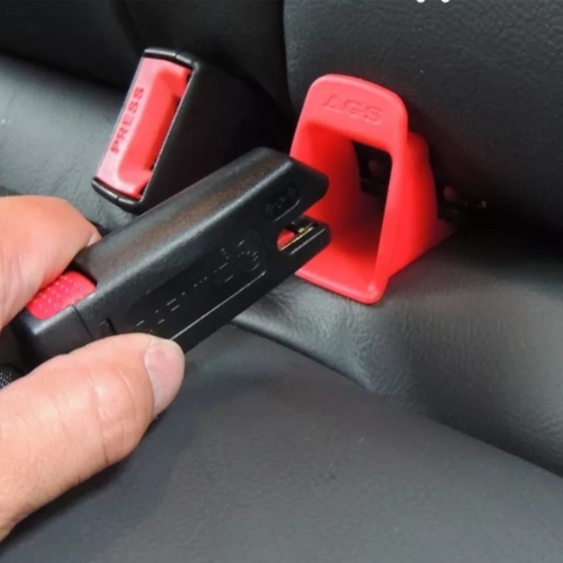 2 Pack Child Safety Seat Guide Slot Seat Belt Bracket