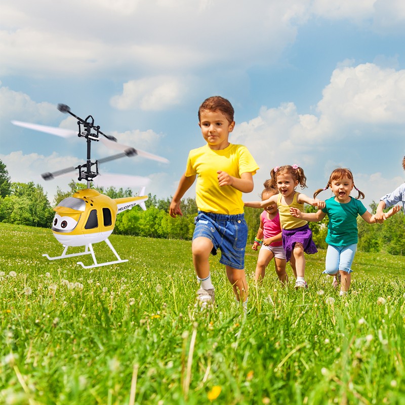 Cartoon Intelligent Sensing Flying Toy Remote Control Helicopter Toy with