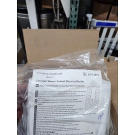 Smiths Medical Level 1 Snuggle Warm Blankets (10/Box)
