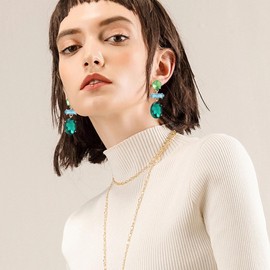 GUOXIAOMEI Rhinestone Teardrop Earrings for Women Sparkly Crystal Bride Wedding Earrings Vintage Long Rhinestone Earrings Luxury Romantic Retro Earrings (Green)