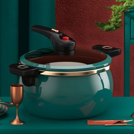 Nonstick Ceramic Coated Sauce Pan with Lid Green Crock Pot with Twist & Lock Handles, Micro Pressure Cooker Versatile Cookware for Stovetops, PFOA-Free Toxin-Free, Easy to Clean (GREEN, 5.5Quart)