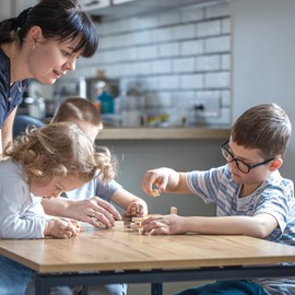 Wooden Cubes 3/5 inch Small Wood Blocks for Crafts 15mm Unfinished Natural Wood Square Block for DIY Projects and Puzzle Making (200PCS)