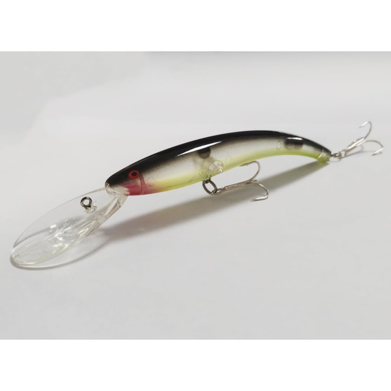 SEASKY Walleye Bass Pike Fishing Lure 4 3/4 INCHES 9/16oz