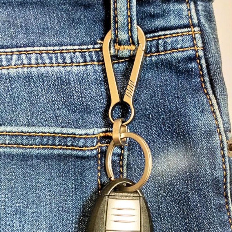 [Belfore] [Made of TC4 Titanium Alloy] Carabiner Keychain, Lightweight, Strong,
