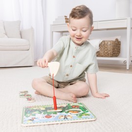 Melissa & Doug Magnetic Wooden Bug-Catching Puzzle Game (10 pcs)