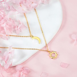MANVEN Sun and Moon Necklace Friendship Necklaces Mother Daughter Chain for Couples Ladies Best Friend Couple Friendship Gifts for Friends Sisters Women Girls Golden