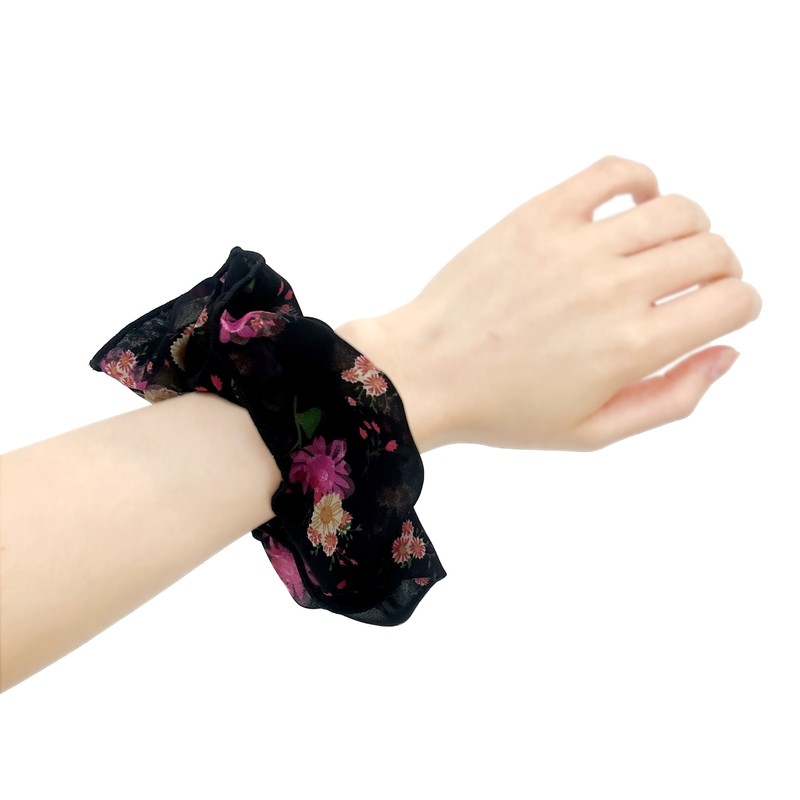 Black Flower Daily Scrunchie / 블랙 플라워 데일리 스크런치