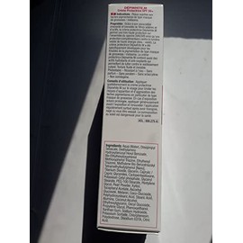 ACM DEPIWHITE M CREMA PROTECTORA