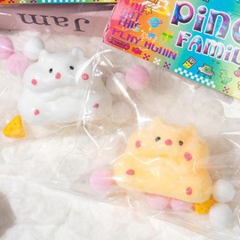 2pcs Taba Squishy Hamster, Soft Squishy Squeeze Toys Hamster Stress Relief Toys, Kawaii Pinch Family Fidget Toys Gifts for Kids Teenage Adults(Hamster)