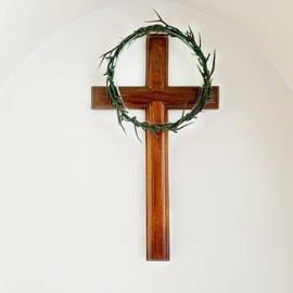 Jesus Crown of Thorns, Decay-Resistant Crown of Thorns - JesusChrist Symbol, Perfect for Church Events and Home Decor, JesusCrown Lifesize 8 inch