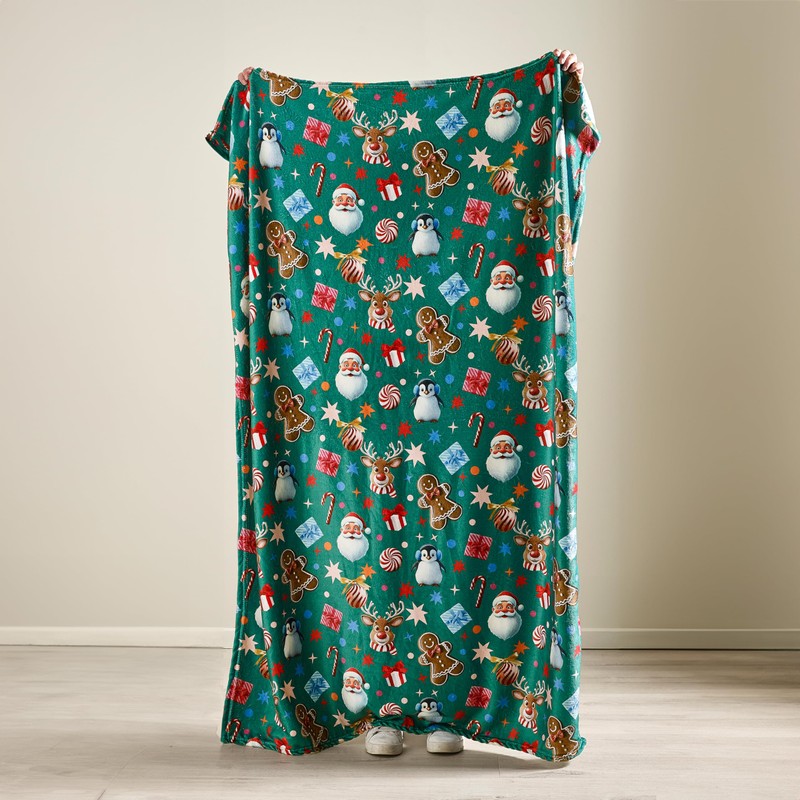 Catherine Lansfield Christmas Icons Cosy Fleece 130x170cm Blanket Throw Green