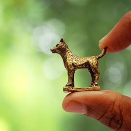 Purpledip Rare Miniature Brass Figurine Dog: Collectible Statue With Detailed Very Fine Workmanship (12699G)