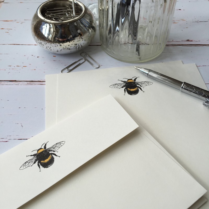 Wagtail Designs Writing Paper Gift Set with a Bumble Bee