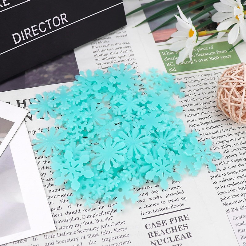 Glow in the Dark Snowflakes Wall Sticker Fluorescence 3D Snowflake