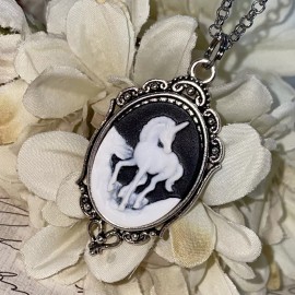 Fancy Fox Boutique Unicorn silver Heart Wedding Party Jewelry Prom Birthday Pony necklace Cameo