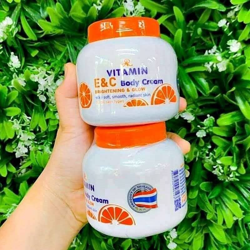 Vitamin E&C Body Cream Brightening & Glow by AR 200g