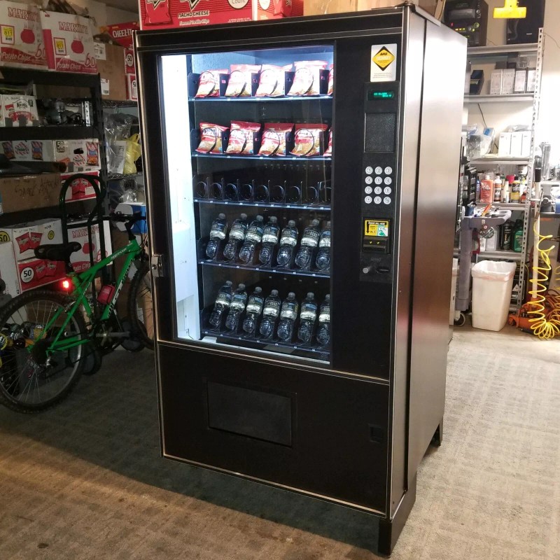 AMS 39 / 35 COMBO & SNACK VENDING MACHINE SENSIT