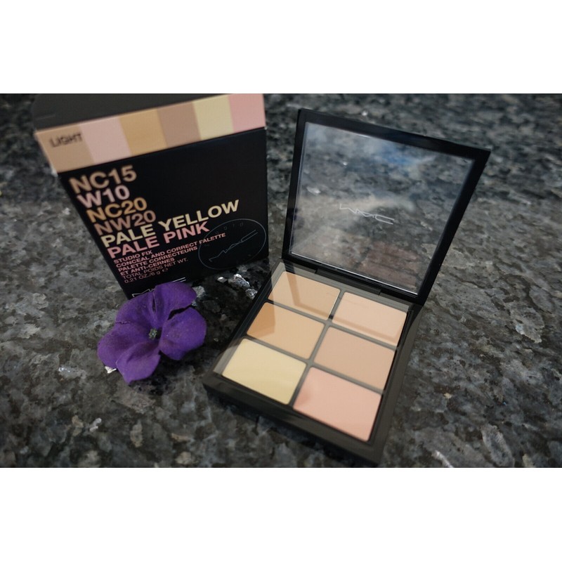 M·A·C MAC studio fix conceal and correct palette in light