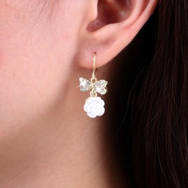 Atentuyi Wedding White Small Flower Dangle Earrings Gold Crystal Bow Drop Earrings Acrylic Floral Earrings CZ Hook Earrings Vintage Camellia Earrings Jewellery for Women and Girls, Crystal