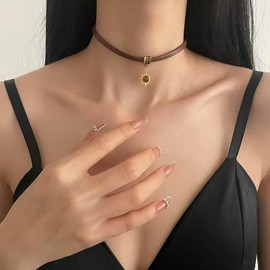 Xmsrn Vintage Brown Leather Choker Necklace Sunflower Pendant Necklace Tiger Eye Sunflower Choker Necklace Short Brown Suede Leather Necklace Boho Suede Cord Choker Necklace for Women
