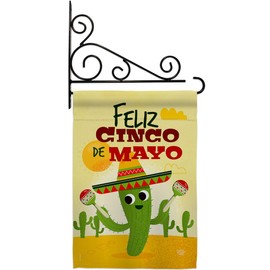 Ornament Collection GS192058-P3-03 Feliz Cinco de Mayo Country & Primitive Southwest Impressions Decorative Vertical 13" x 18.5" Garden Flag Set Metal Fansy Wall Bracket Hardware
