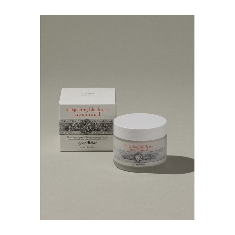 Darjeeling black tea 3-piece set (Cleansing + Essence + Cream)