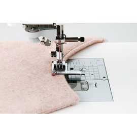 Brother SA160 Stitch Guide Foot