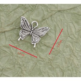 Ruwado 50 Pcs Butterflies Charms with Hole Metal Cute 1.8 x 1.5 cm Large Animal Pendants for Women DIY Jewelry Making Necklace Bracelet Crafting Decoration (Antique Silver)
