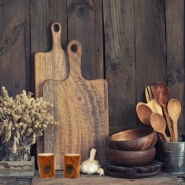 Decorative Log with Pinecones Salt and Pepper Shaker Set, Camping Cabin Kitchen Decor for Rustic Farmhouse Kitchens, Unique Gifts for Outdoor Lovers, 2.5 Inches