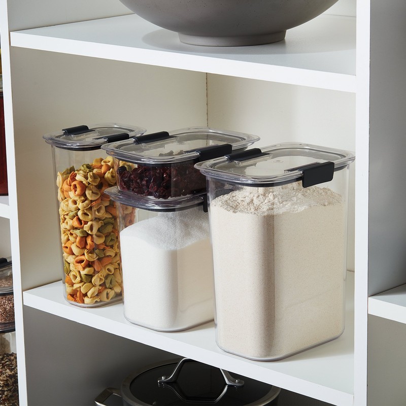 Rubbermaid Brilliance Pantry Food Storage Container Set, BPA-Free, Airtight &