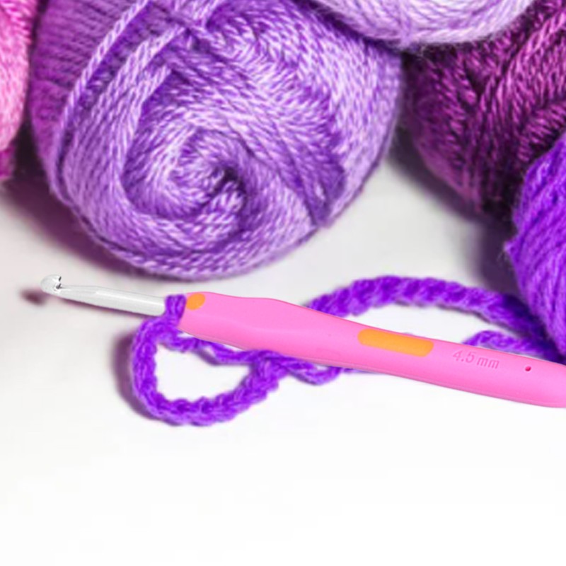 9Pcs Crochet Hooks TPR Ergonomic Soft Handle Easy Identification Wide