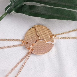 Sisadodo Friendship Sun Moon Star Necklace for Girls Women Christmas Gift for Best Friend Matching Bff Necklace for 3 Sister Necklaces Birthday Gifts for Daughter Friends