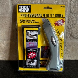 TOOL SHOP NEW Tool Shop Professional Utility Knife w/ Belt Clip Holster 243-5398 Metal U