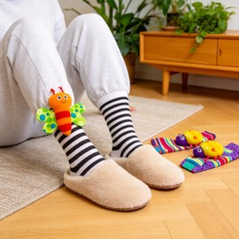 Baby Rattle Socks Toddler Toy Socks Wrist Rattle Foot Finder Boy Girl Toddler Toys Cute Insect Baby Gift Baby Toy (Set A)