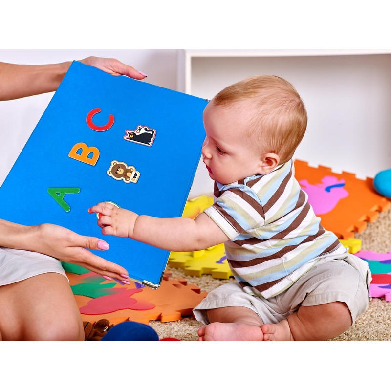 Foldable,Freestanding Felt Flannel Board Set for Toddlers,With 75 Felt Learning