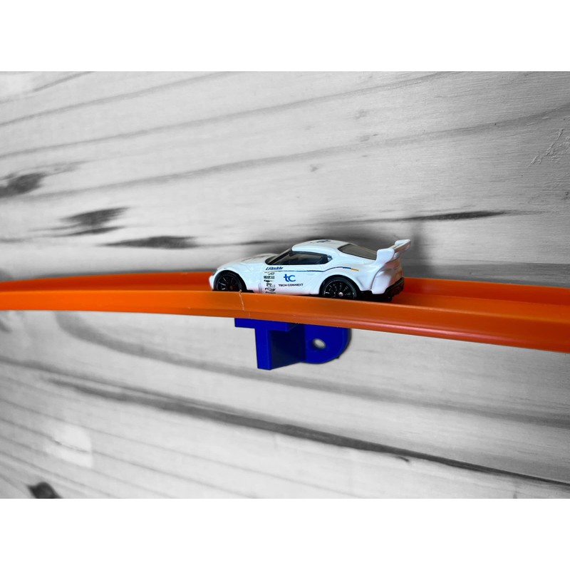 TechConnext 4 Pack Hot Wheels Compatible Single Lane Wall Mount