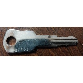 Greenwald Original Greenwald Industries Sentinel G2932 Laundry Equipment Service Key Only