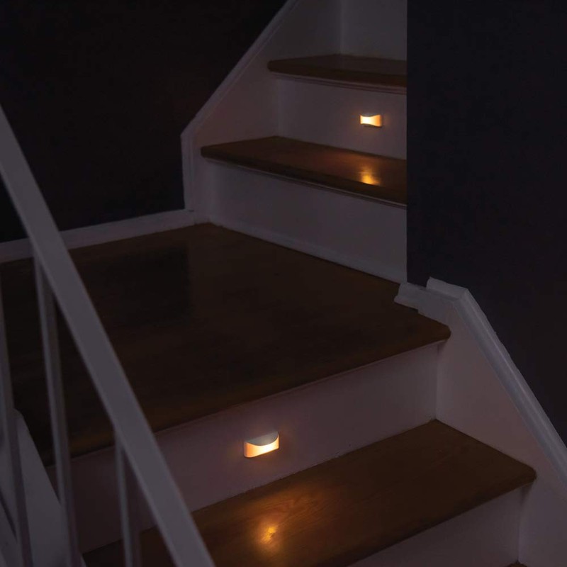 Mr. Beams MB500A-WHT-06-00 Led Dusk to Dawn Stair Night Light,