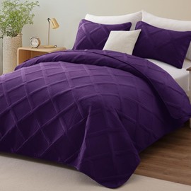 Exclusivo Mezcla Cal King Size Quilt Set with Modern Striped Pattern, 3 Pieces Summer Oversized Lightweight Deep Purple Quilts Bedding Set, Soft Bedspreads Coverlets for All Seasons