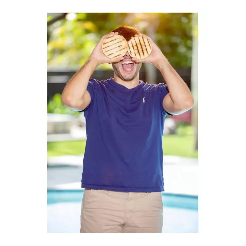 P.A.N. Pre-Cooked White Corn Meal for Traditional Latin Dishes