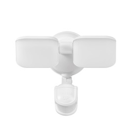 GLOBE Electric 180-Degree 15W Twin Head White 600 Lumens Battery Operated Outdoor Integrated LED Flood Light Security Light, Outside House Lights