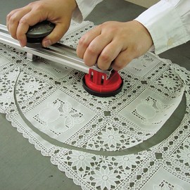 NT Cutter Large Fabric Circle Cutter, 7-7/8 Inches ~ 39-3/8 Inches Diameter, 1 Cutter (CL-10000P)