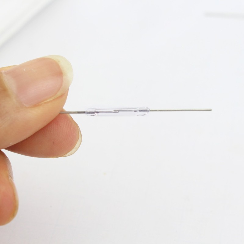 Luckkyme 20Pcs Reed Switch 2 x 14mm Normally Open (N/O)