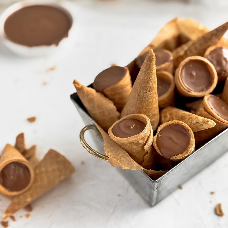 BeeMax Dubai Style Chocolate Cones - 4.24oz Resealable Pouch (Pack