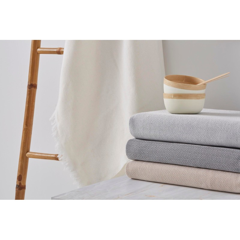TEXTIL-HOME Textilhome Martina Bedspread with Cover Size 130 x 180